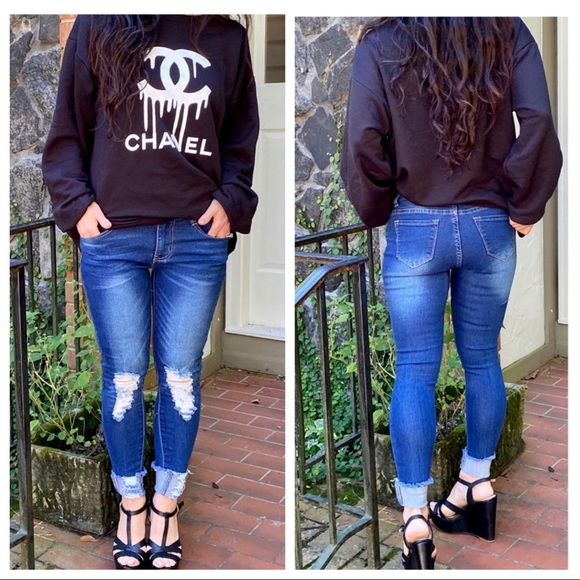 Oversized Black sweatshirt - Picture 3 of 3